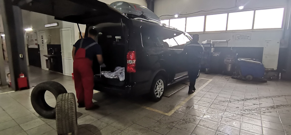Шиномонтаж и с/х по акции — Citroen Spacetourer, 2 л, 2018 года | визит ...
