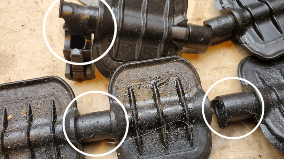 Просто, болгаркой, на минимальной скорости, проточил неглубокие канавки… — Dodge Magnum