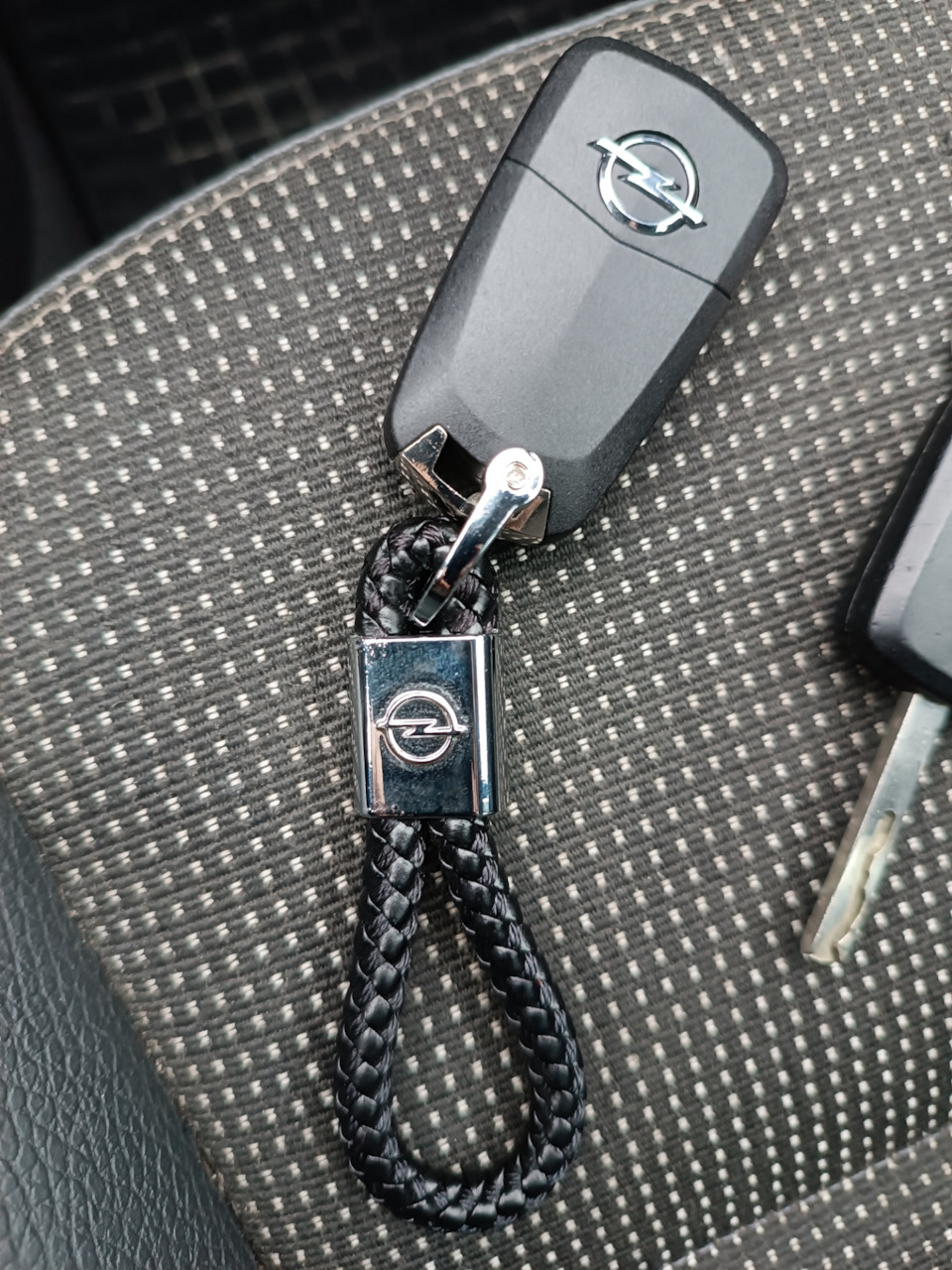 Фото в бортжурнале Opel Astra H