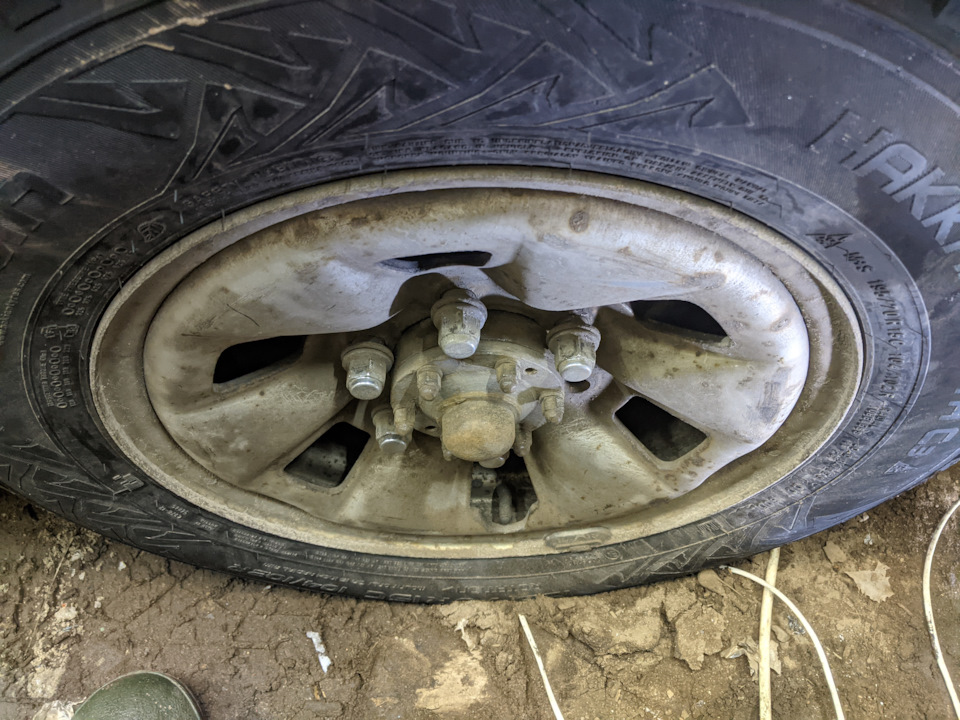 Фото в бортжурнале Toyota HiAce (H100)