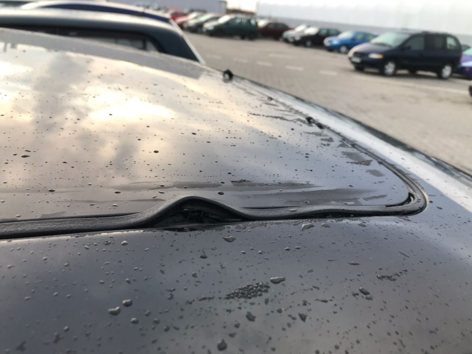 13. Датчик дыма, люк, стойки и резинки стабилизатора. — Lexus LS (USF40 ...