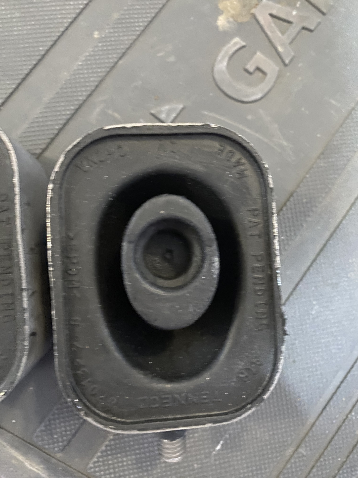 Замена опор глушителя — Opel Astra J, 1,6 л, 2011 года | своими руками ...