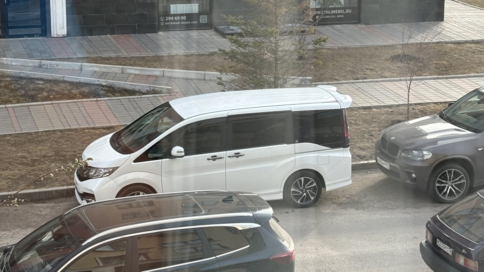 Honda Stepwgn (5G) 1.5 бензиновый 2015 | СЁГУН 将軍 на DRIVE2