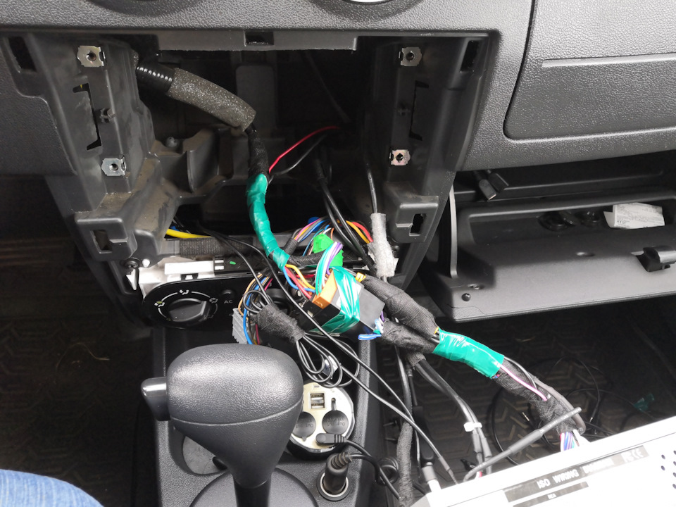 Фото в бортжурнале Nissan Almera V (G11/15)