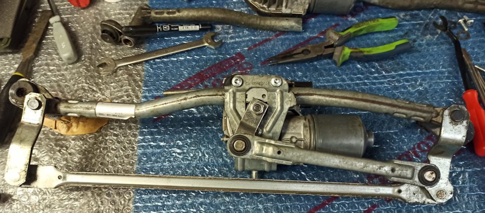 получилось в целом весьма достойно, плечи со втулками держатся капитально — Audi A3 Sportback (8PA)