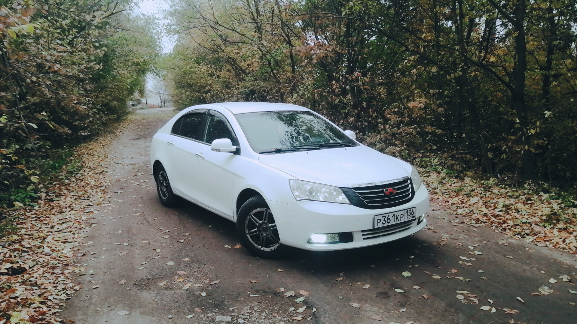 Продажа Geely Emgrand EC7 FE-1 2014 (бензин, МКПП) — с историей  обслуживания — DRIVE2.RU