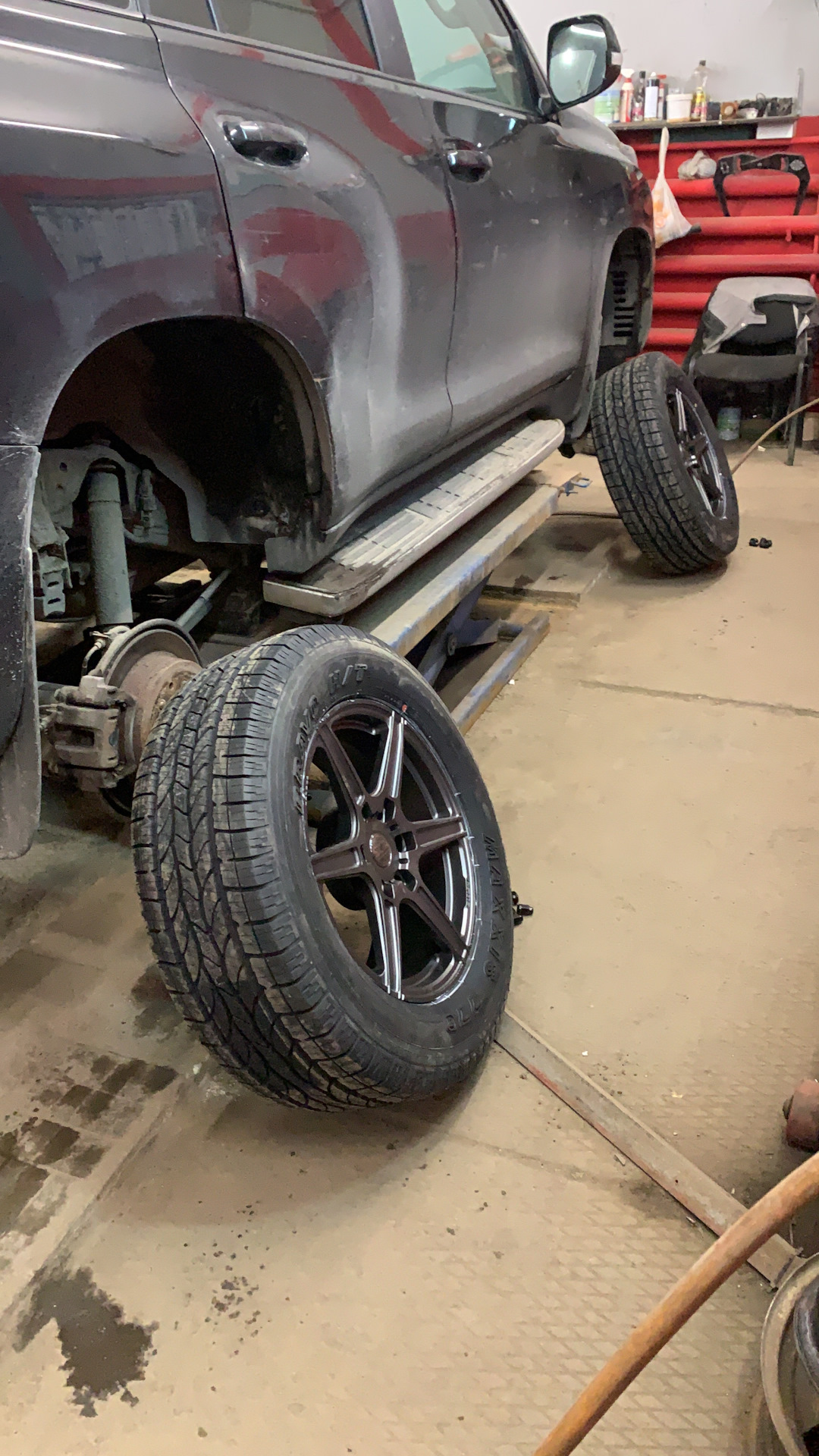 Slik SG8 18/7.5 et6 и резина maxis ht 770 — Toyota Land Cruiser Prado ...