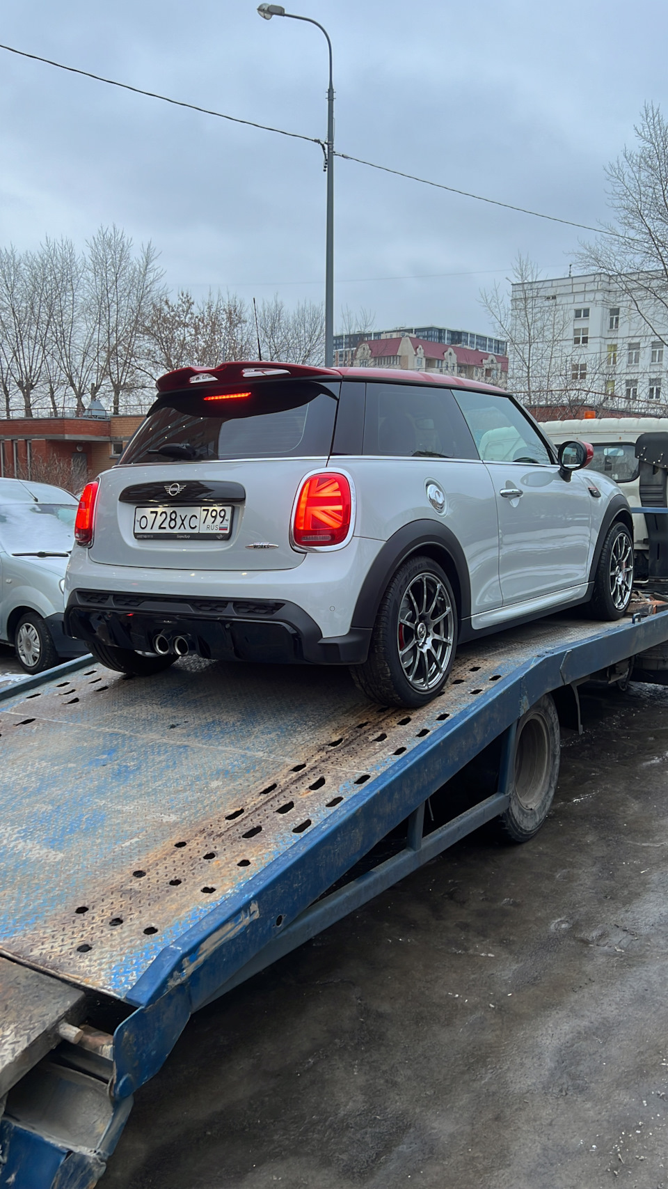 Уехал к дилеру — MINI John Cooper Works, 2 л, 2021 года | продажа машины |  DRIVE2