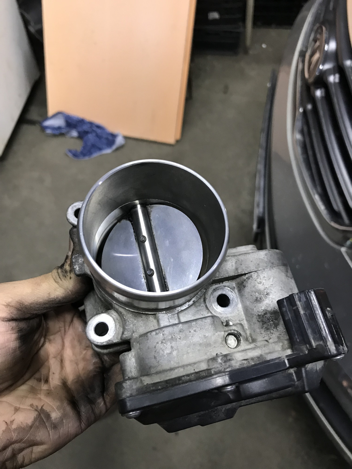 Чистка дроссельной заслонки на дизеле — KIA Sportage (3G), 2 л, 2011 ...