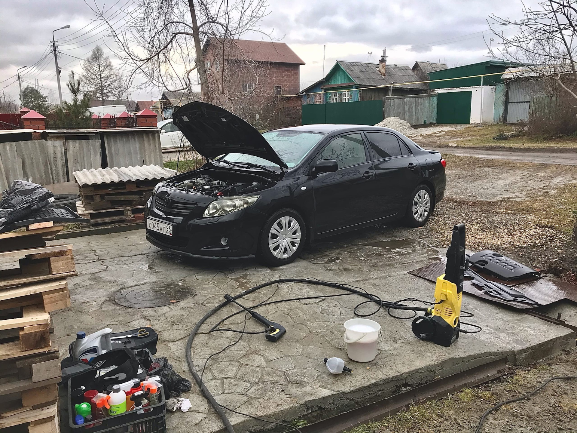 Амортизаторы Tokico — Toyota Corolla (140/150), 1,6 л, 2007 года | запчасти  | DRIVE2