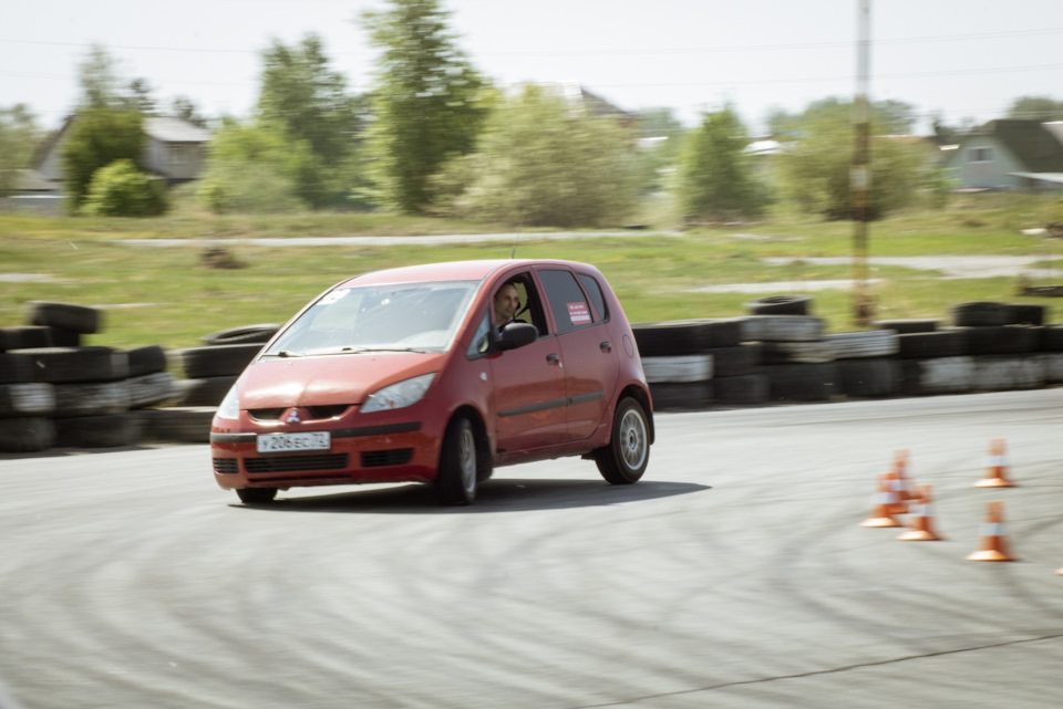 Фото в бортжурнале Honda Civic Ferio (6G)