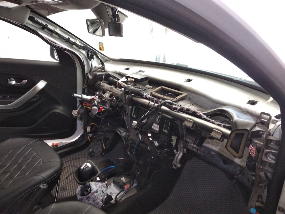 Фото в бортжурнале Lada XRAY