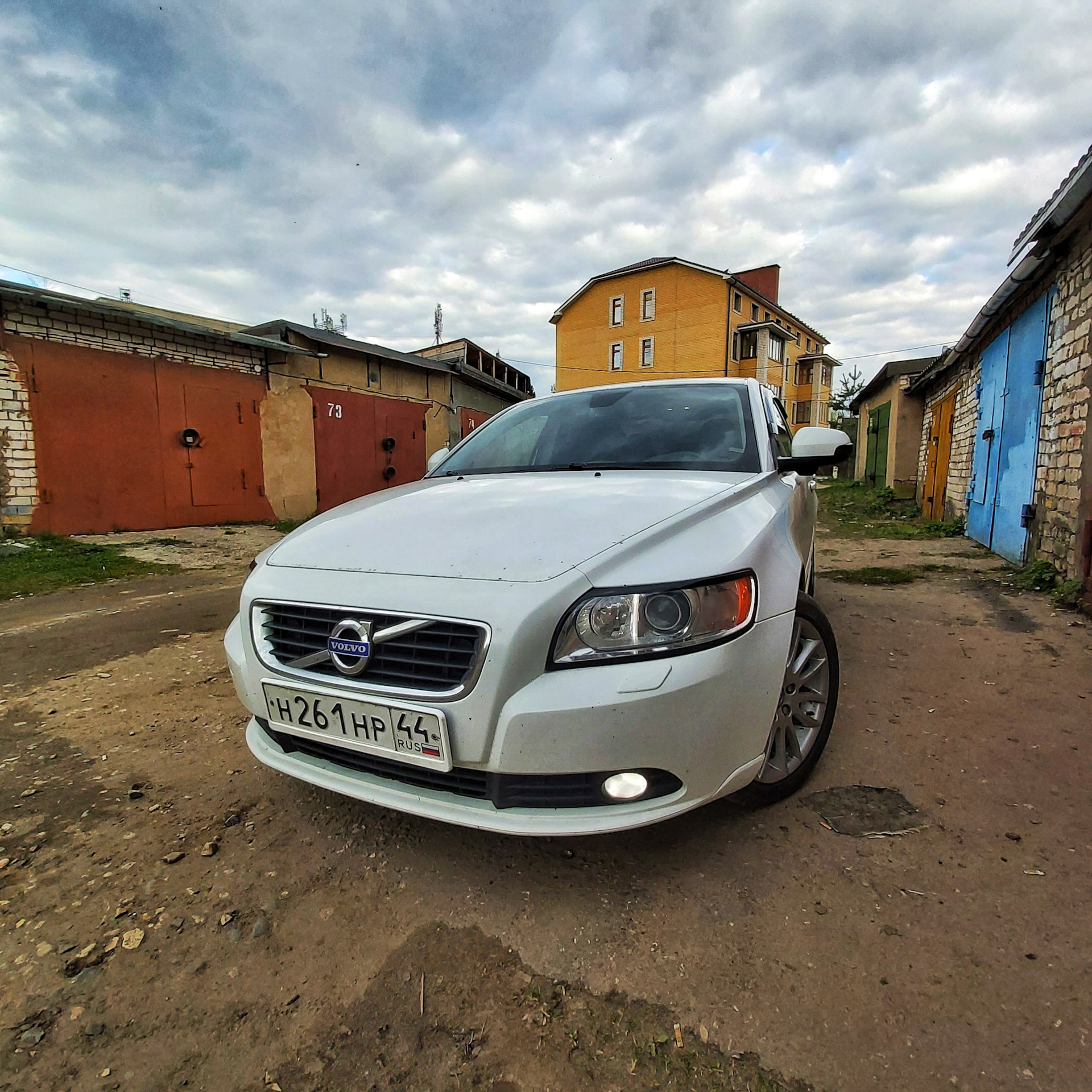 Как Volvo s40 выбрала меня! — Volvo S40 (2G), 2 л, 2010 года | покупка  машины | DRIVE2