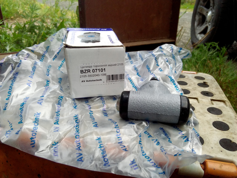 Шумоизоляция дверей и установка звука — Mazda 3 (1G) BK, 1,6 л, 2007 ...