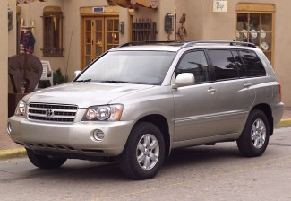 Research 2002
                  TOYOTA Highlander pictures, prices and reviews