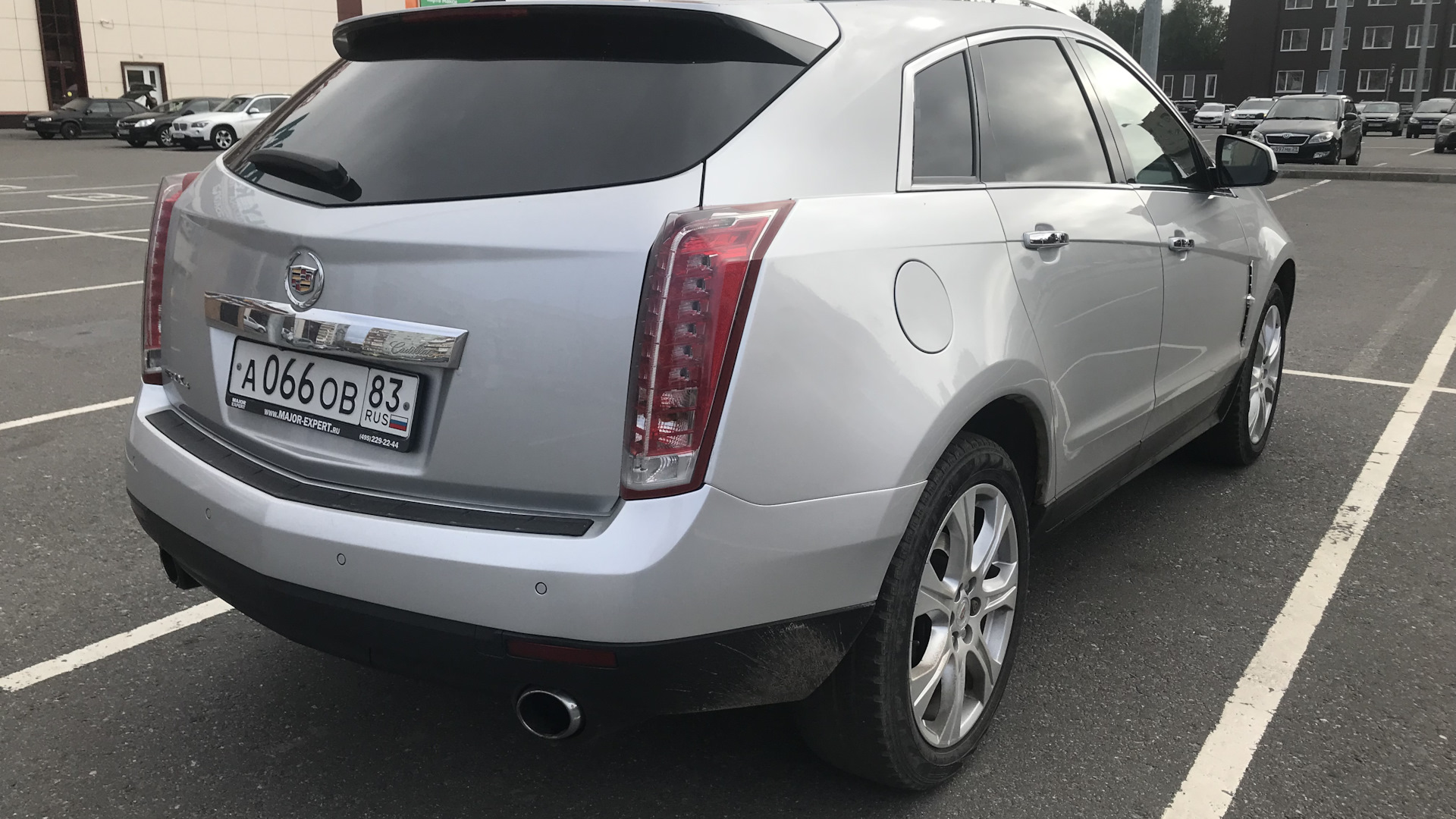 Cadillac SRX (2G) 3.0 бензиновый 2011 | на DRIVE2