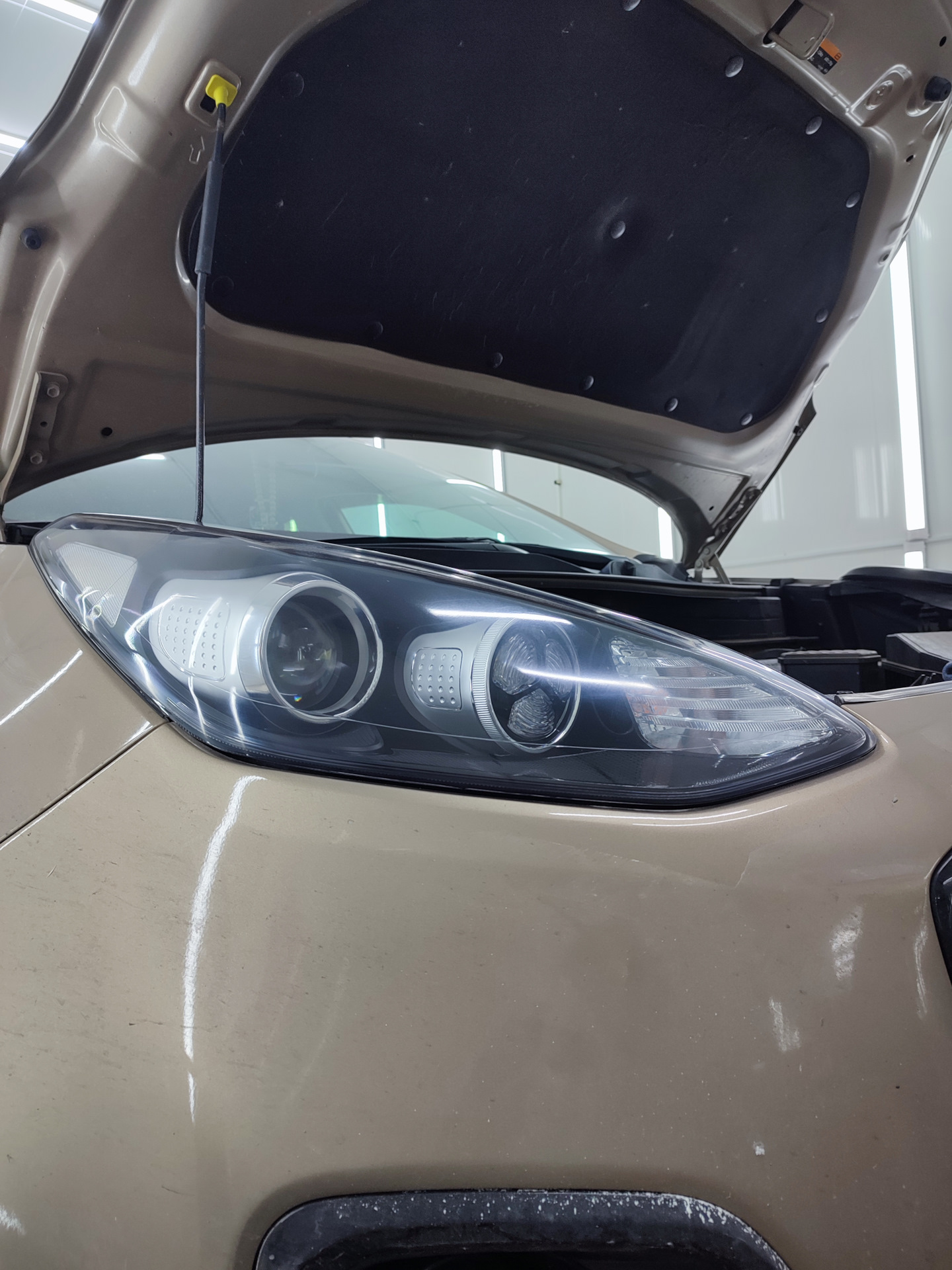 Довели до конца фары. — KIA Sportage (4G), 2 л, 2016 года | стайлинг ...