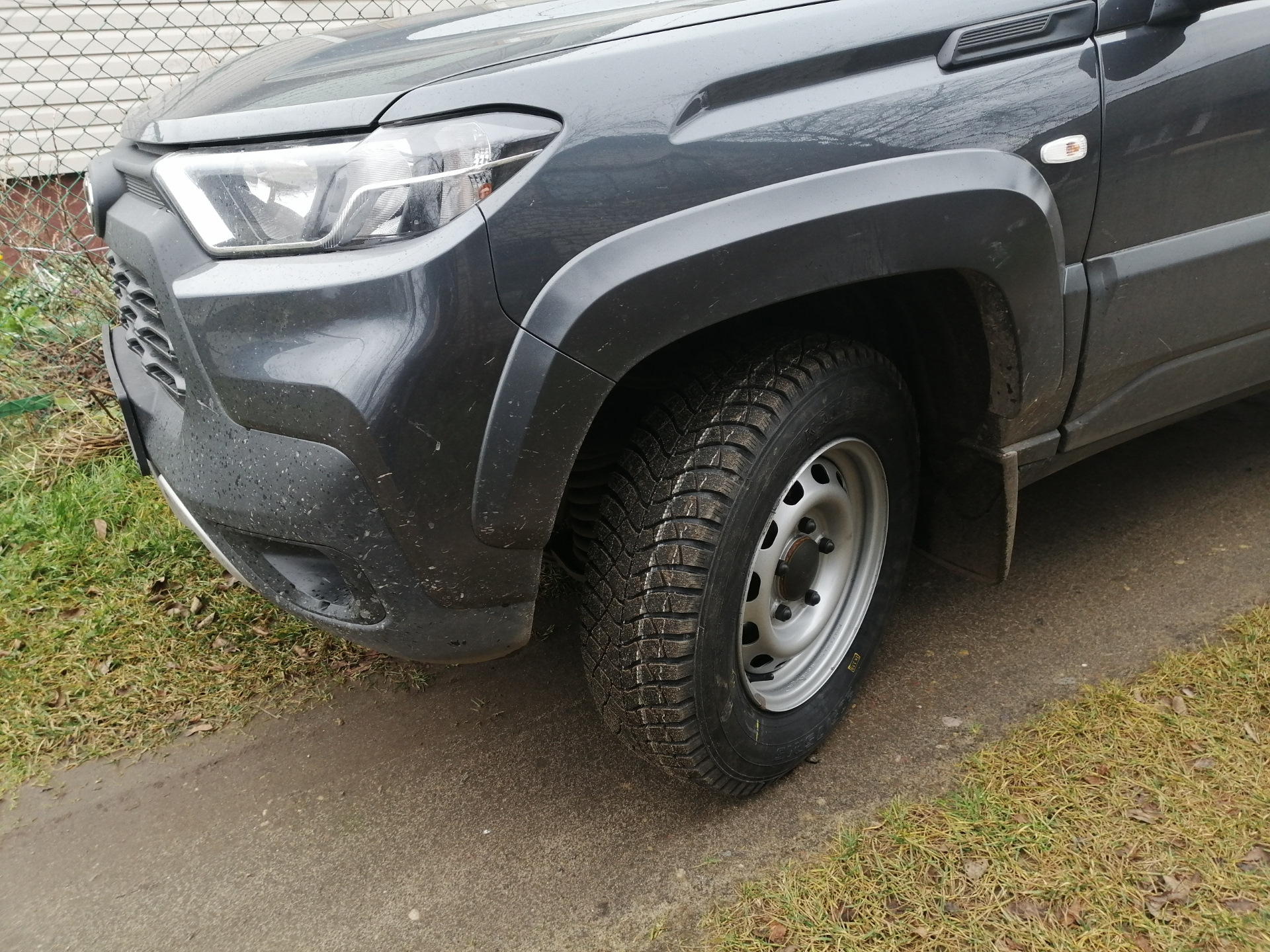Шины 205/75 R15 для Нивы Тревел. — Lada Niva Travel, 1,7 л, 2021 года ...