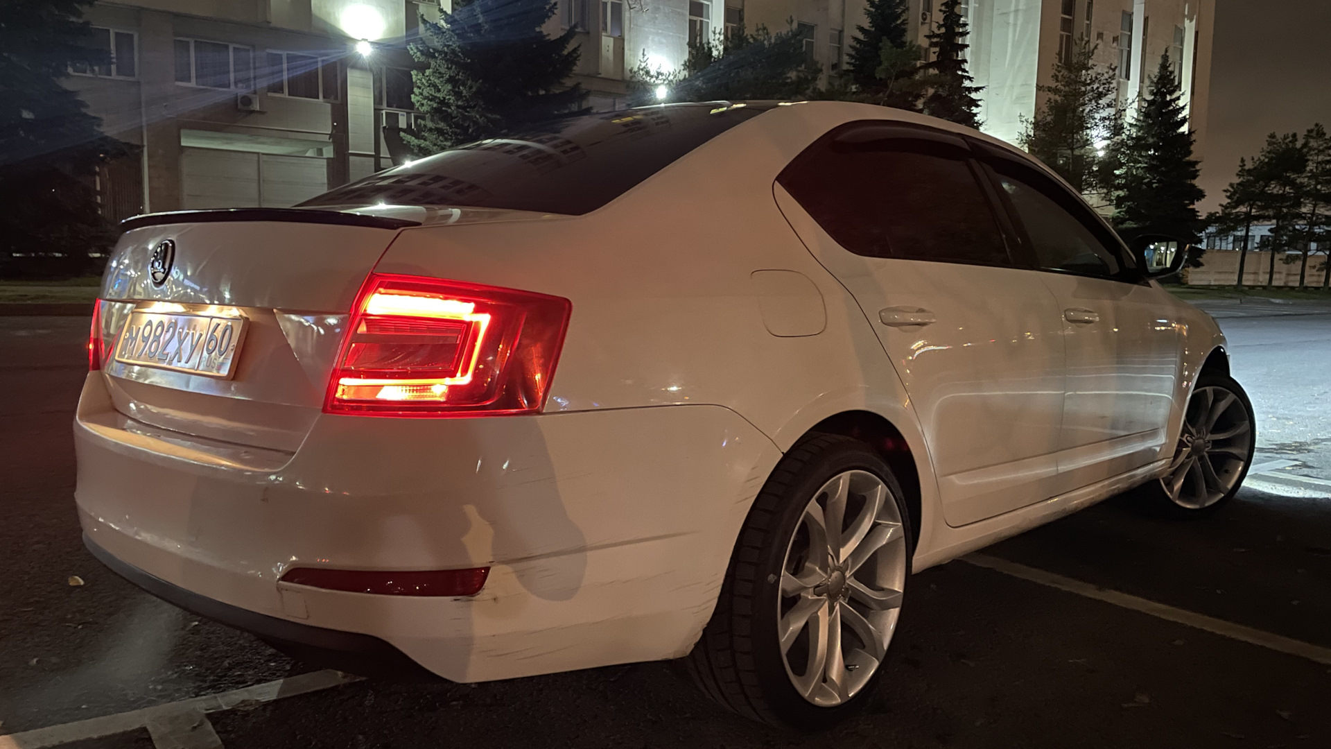 Skoda Octavia A7 Mk3 1.2 бензиновый 2013 | Белка 🐿️ 1.2 600000 км на DRIVE2