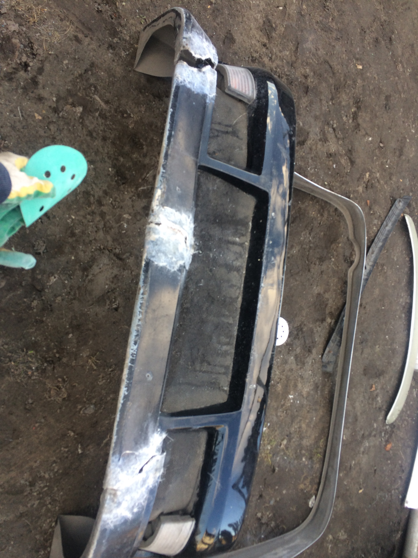 Лечим бампер стекловолокном — Toyota Mark II (90), 2 л, 1992 года ...