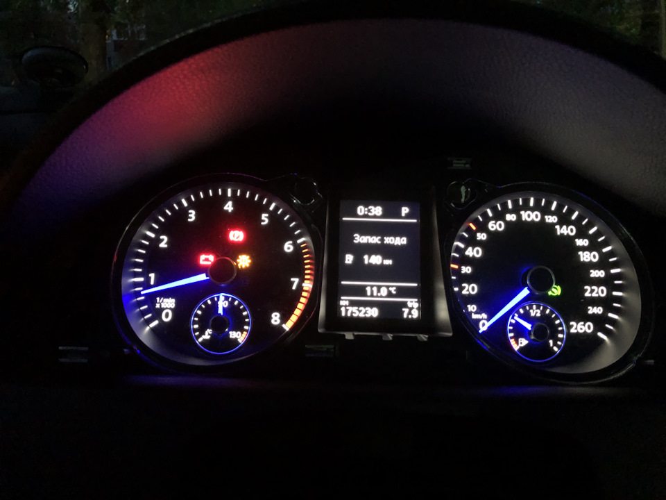 Установка приборной панель VW Passat B7 — Volkswagen Passat B6, 1,8 л ...