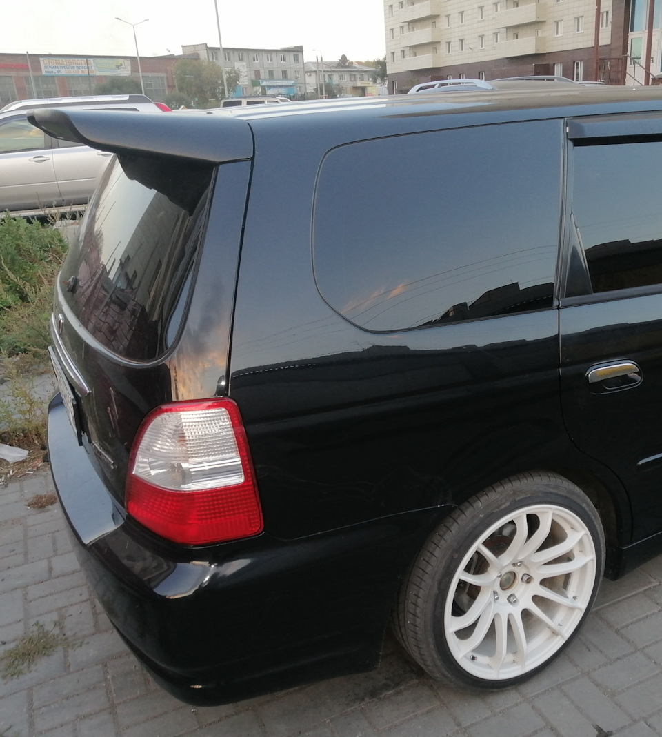 Спойлер Honda Odyssey ra6