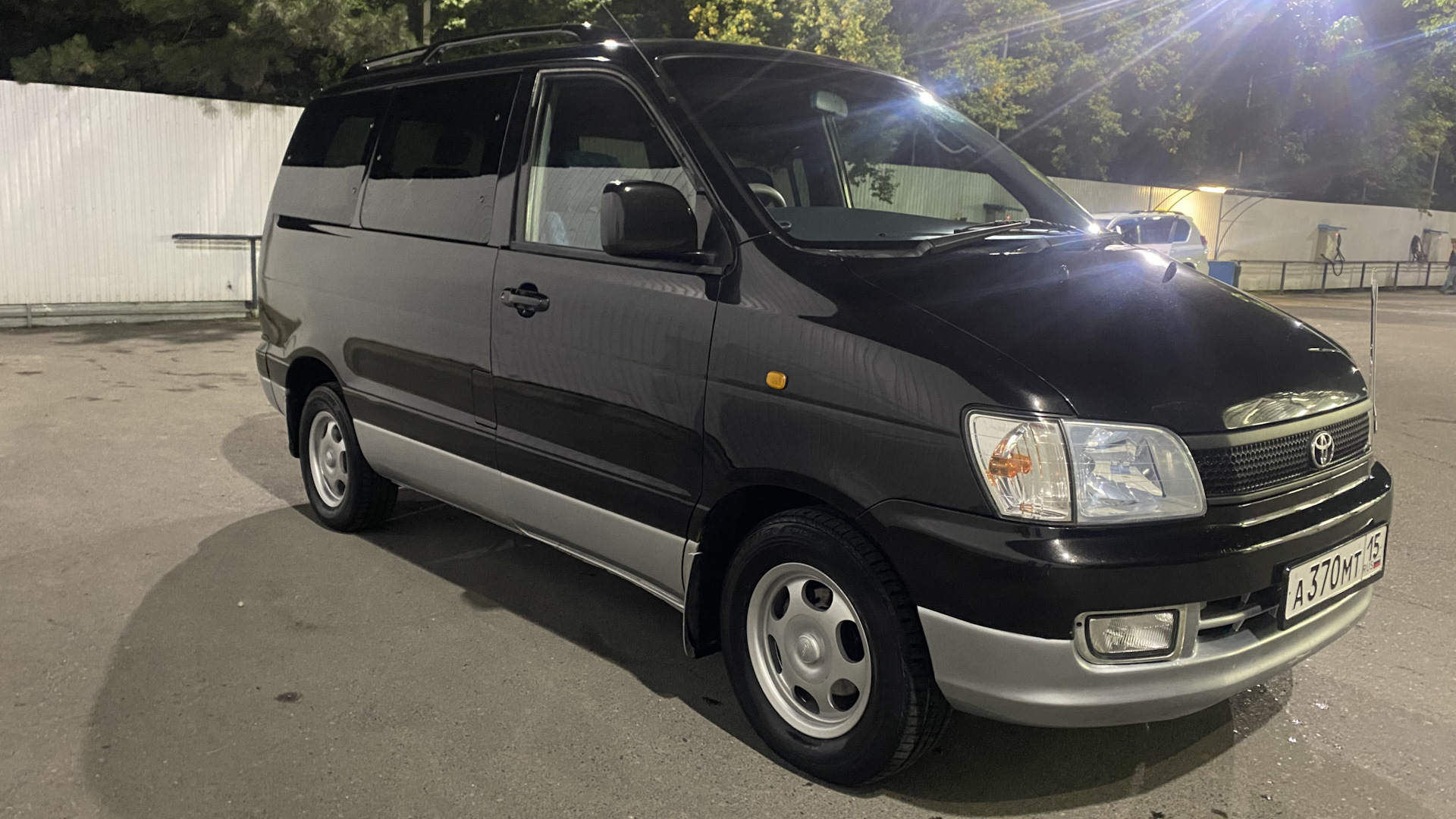 Toyota Town Ace Noah 2.0 бензиновый 1998 | на DRIVE2