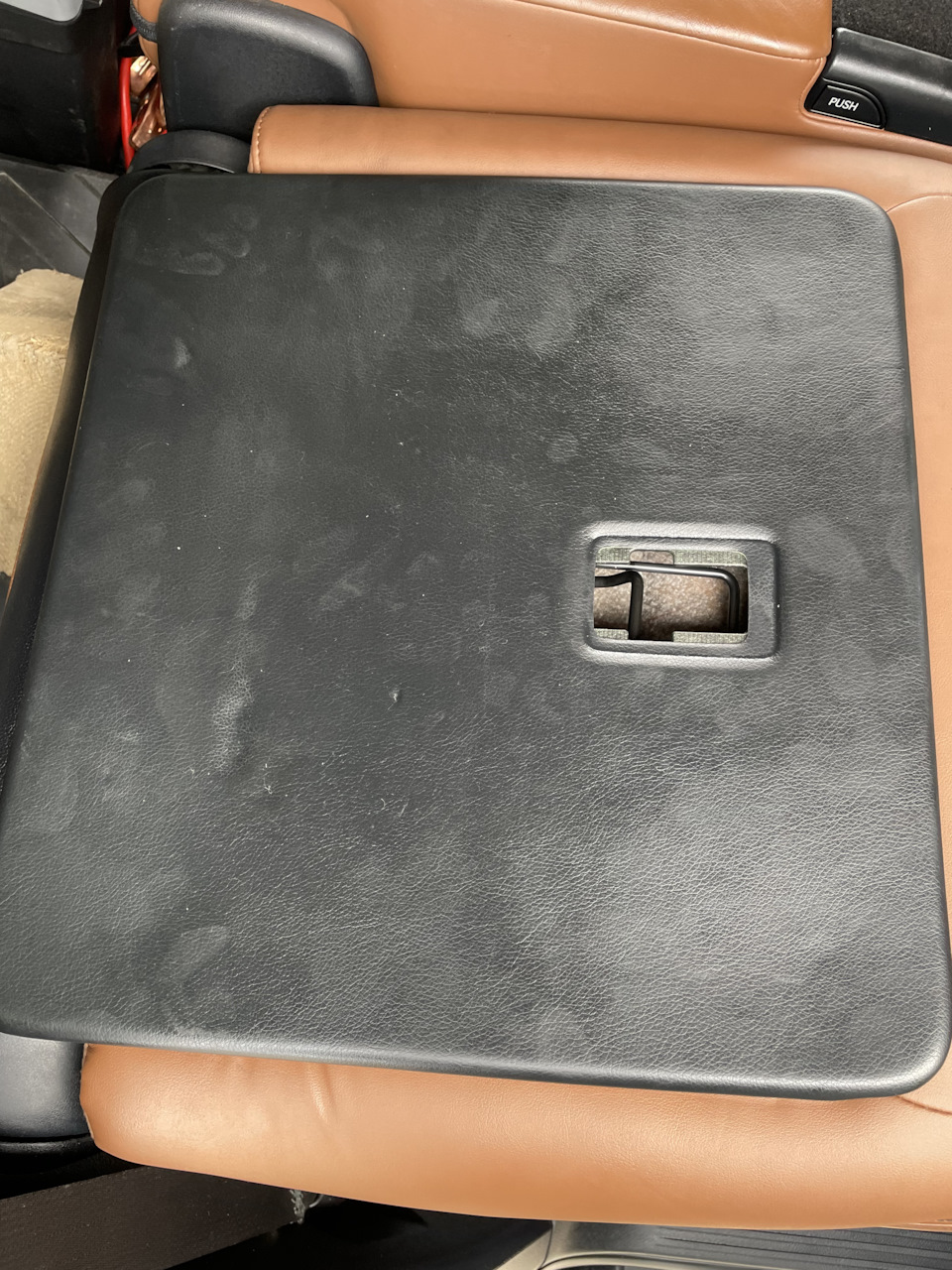 Перетяжка спинок задних сидений — Toyota Land Cruiser 200, 4,5 л, 2014 ...