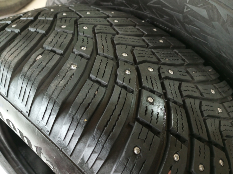 Шины зимние шипованные Continental 215/65 R16. Б/у | 20 000 ₽ в городе ...