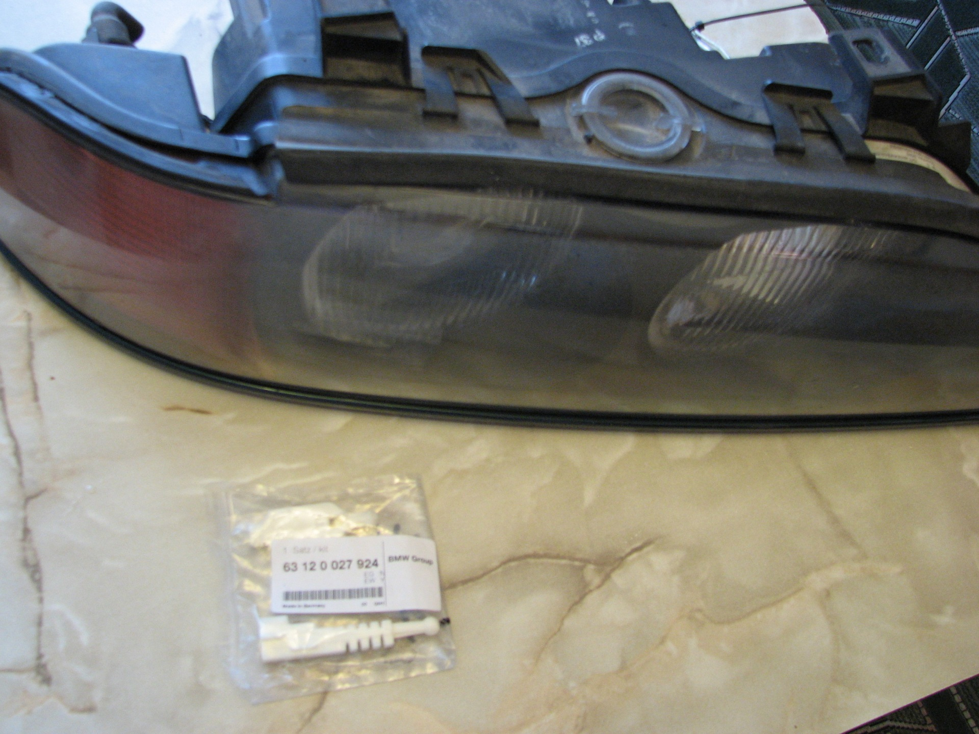 Замена корректоров фар БМВ Е39 дорестайл - BMW 5 series (E39), 2,5 л, 1998 года 