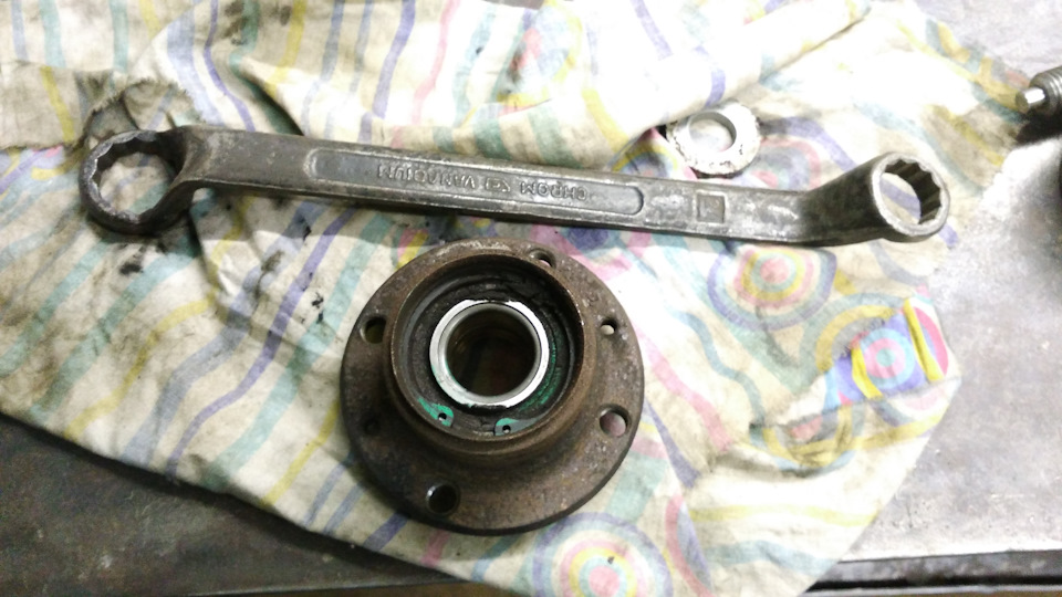 замена задних ступичных подшипников — LADA 2114, 1,6 л., 2009 года ...