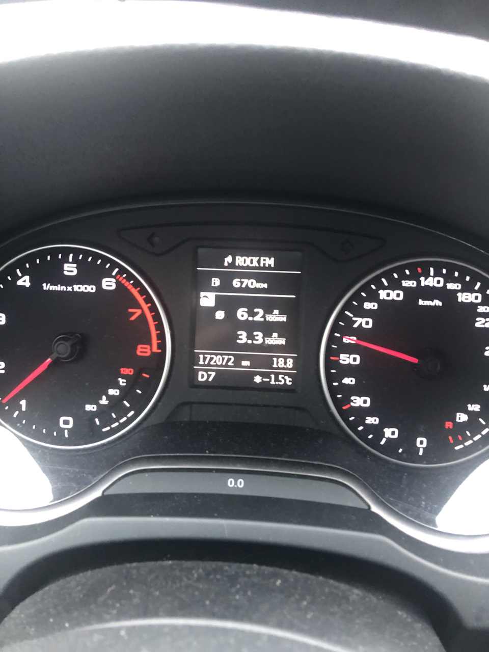 Поменял масло:) 172000 ки — Audi A3 Sportback (8VA), 1,2 л, 2015 года ...