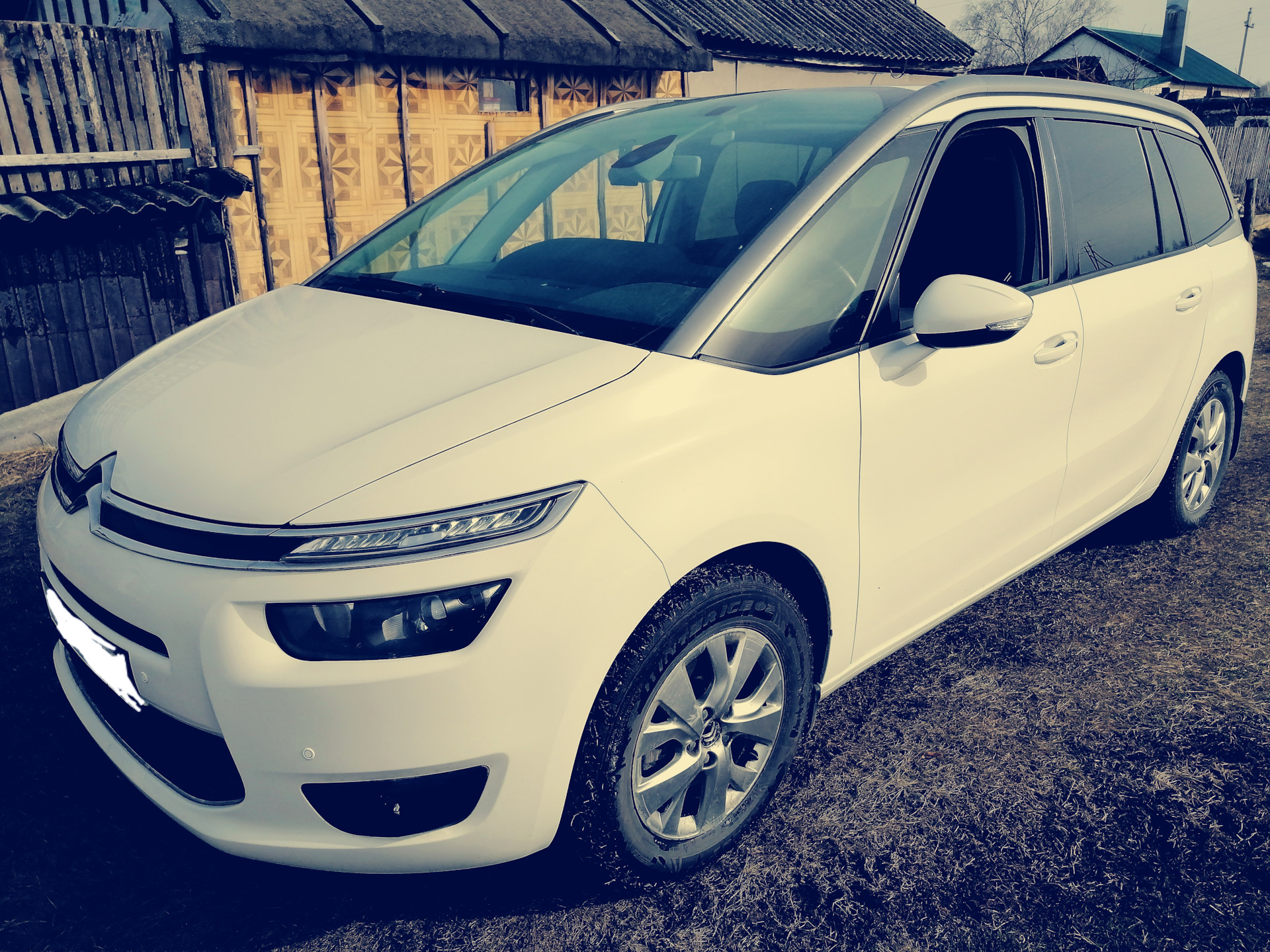 Уход за кузовом. Убираем рыжие точки. — Citroen Grand C4 Picasso (2G), 1,6  л, 2014 года | своими руками | DRIVE2