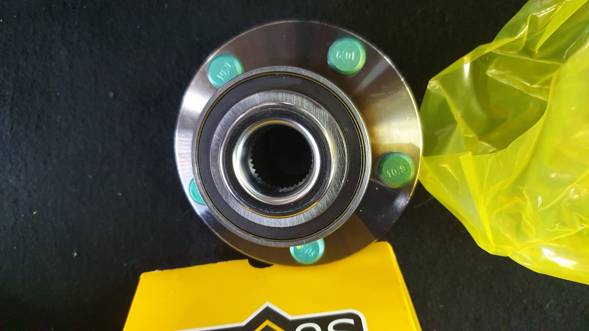 Замена ступичного подшипника — Ford Focus II Hatchback, 2 л, 2010 года ...