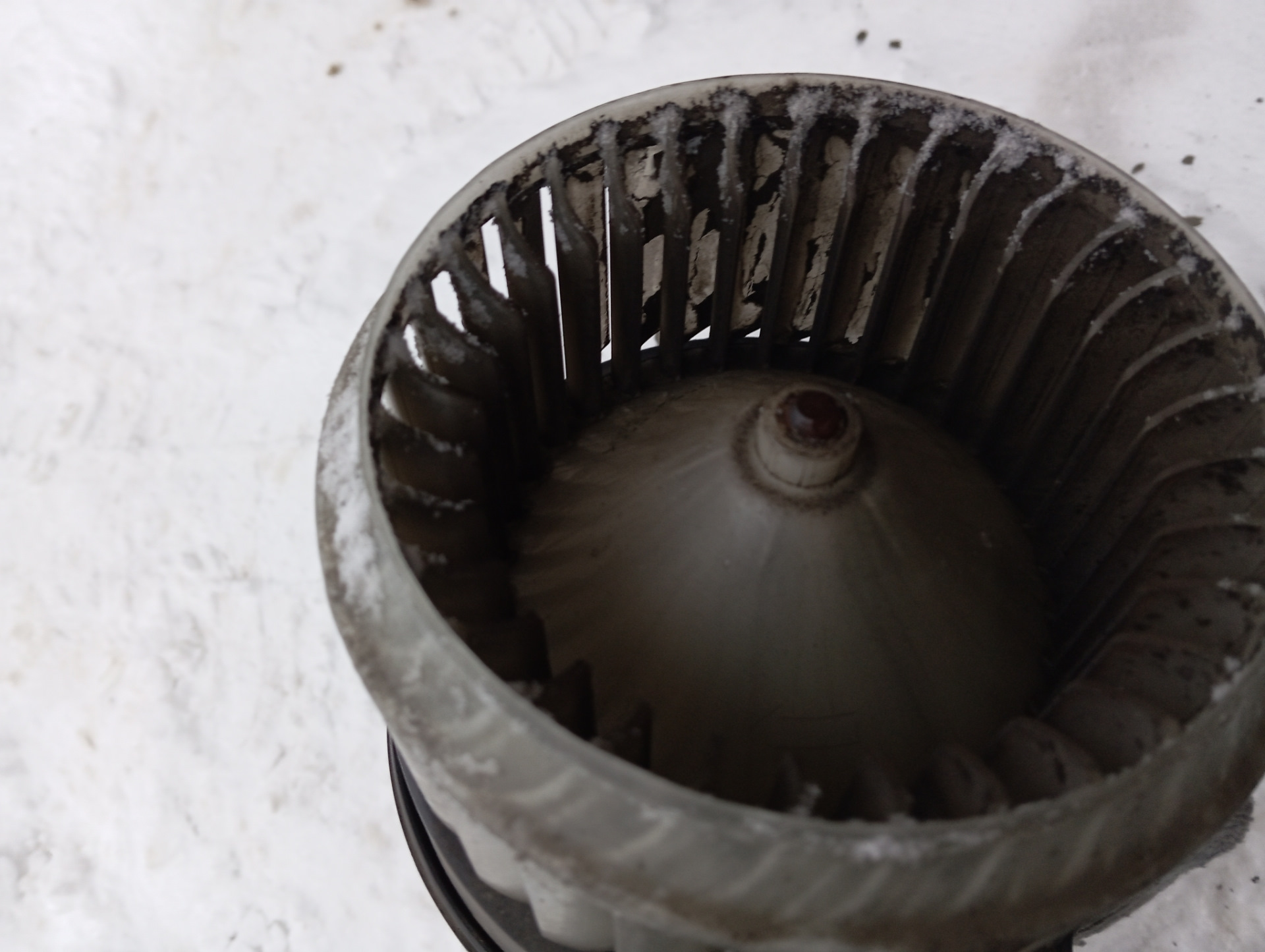 Чистка вентилятора печки и дополнительный фильтр — Audi A6 (C7), 2 л ...