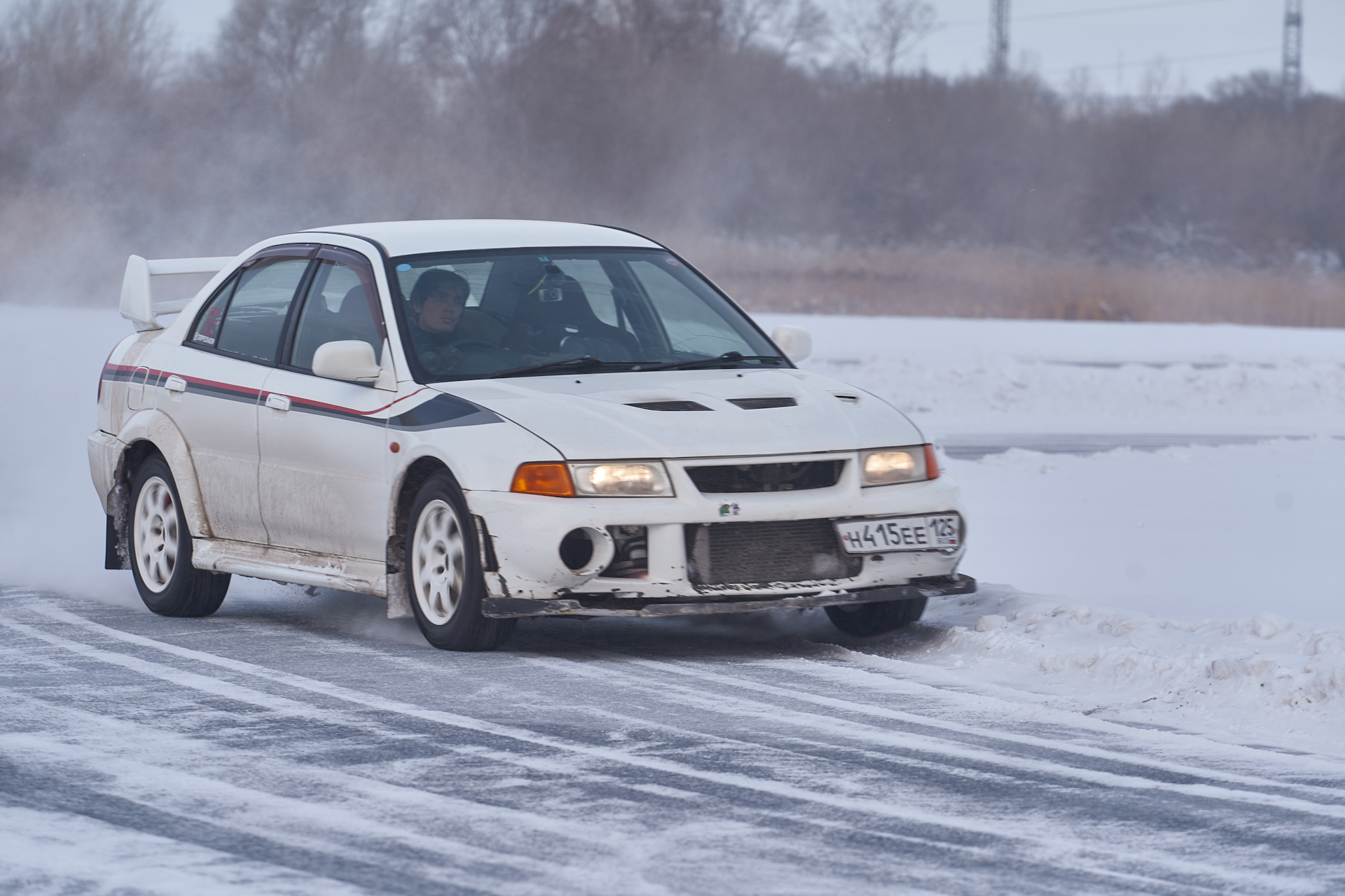 Гонки на льду Rally Sprint 2 этап Песчанка 2021 Красноярск — Mitsubishi  Lancer Evolution VI, 2 л, 1999 года | соревнования | DRIVE2