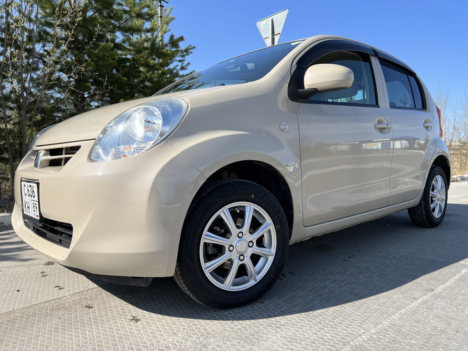 Toyota passo. Тойота Пассо серебристая. Passo 2. Toyota passo 2023.