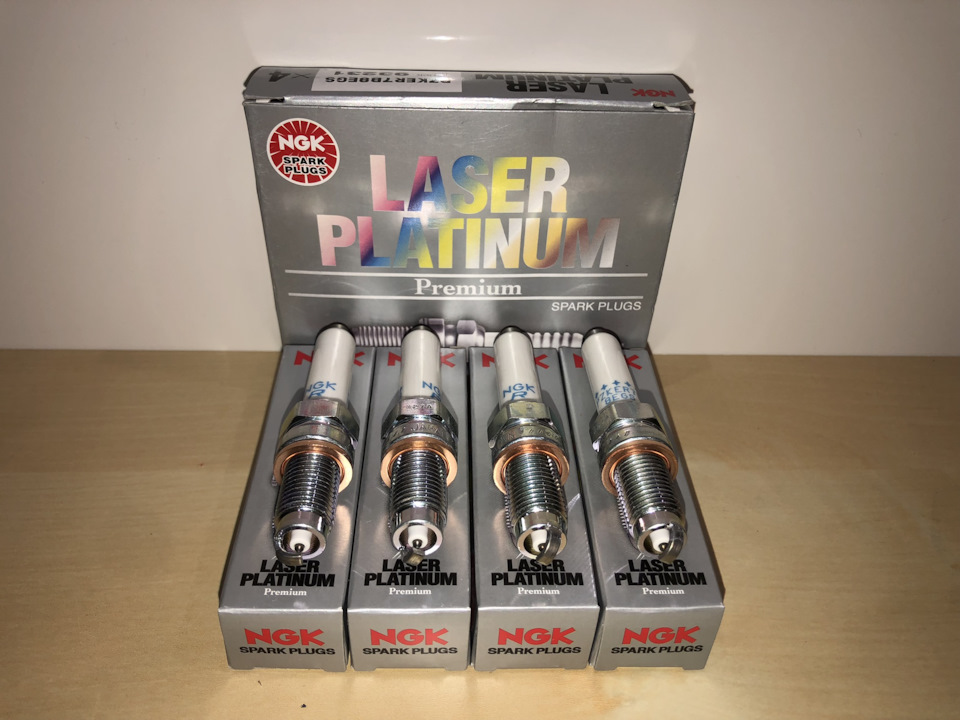 Свечи зажигания NGK 93231 / 04E905601B на Skoda Octavia A7 Mk3, Skoda ...