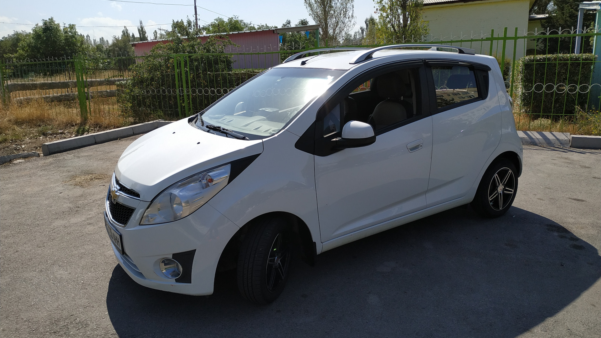 Chevrolet Spark (M300) 1.0 бензиновый 2012 | 