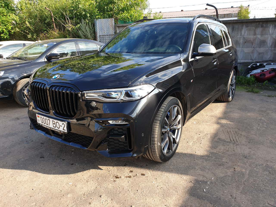 BMW x7 Vermont Bronze Metallic