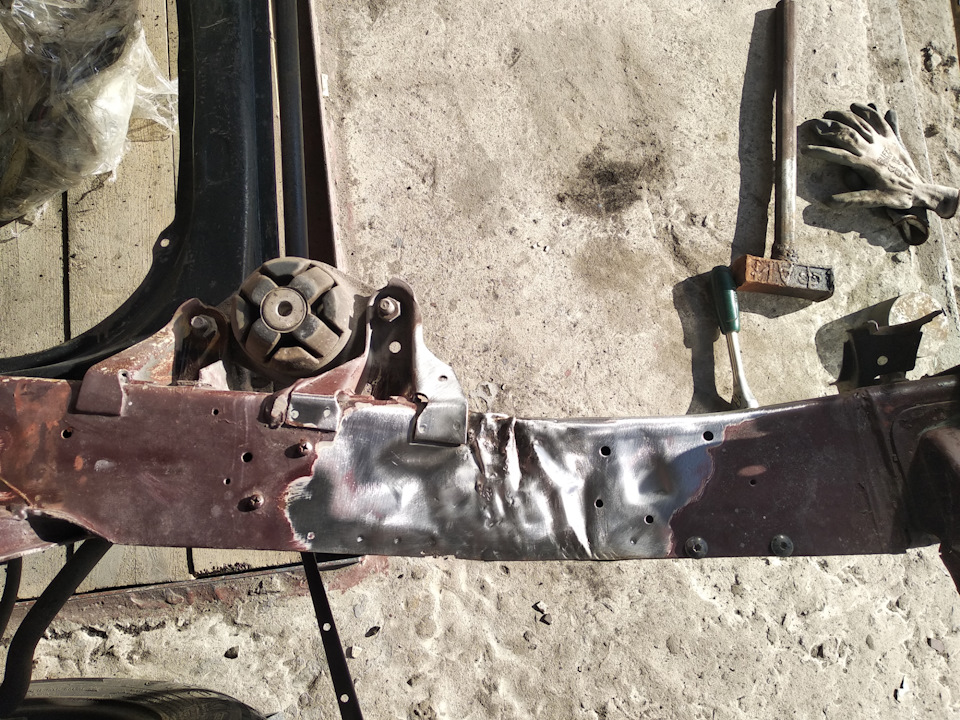 Фото в бортжурнале Audi 100 (C3)