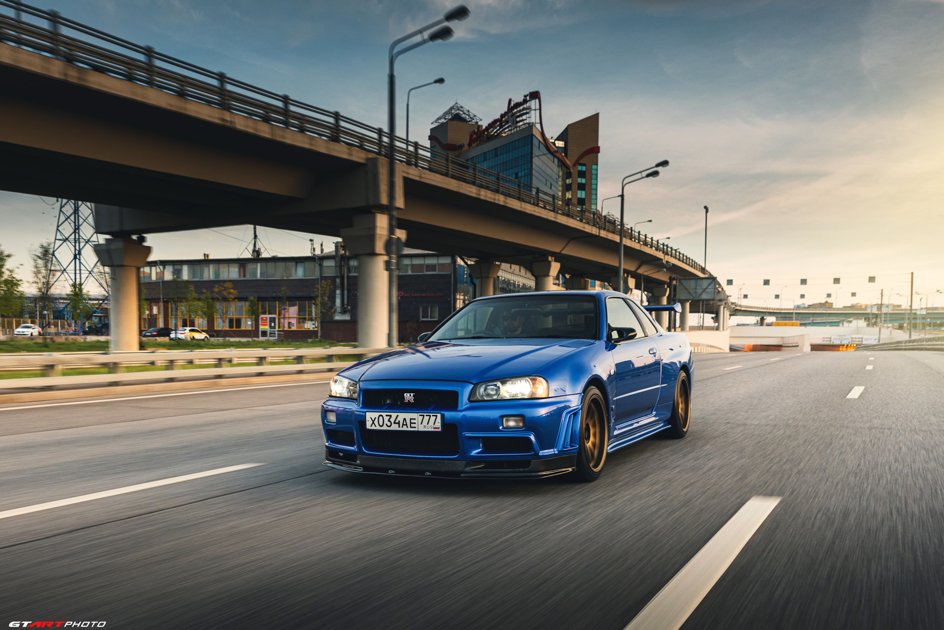 Nissan Skyline r34 Street