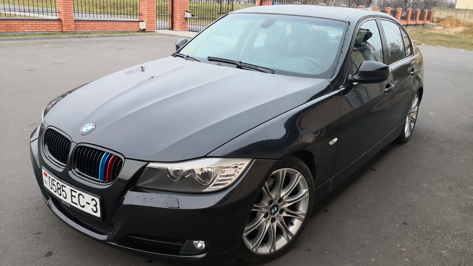 Бмв 2008 год фото Недостатки BMW 3 Series