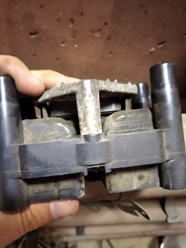 Катушка зажигания и вв провода HUCO — Volkswagen Jetta V, 1,6 л, 2008 ...