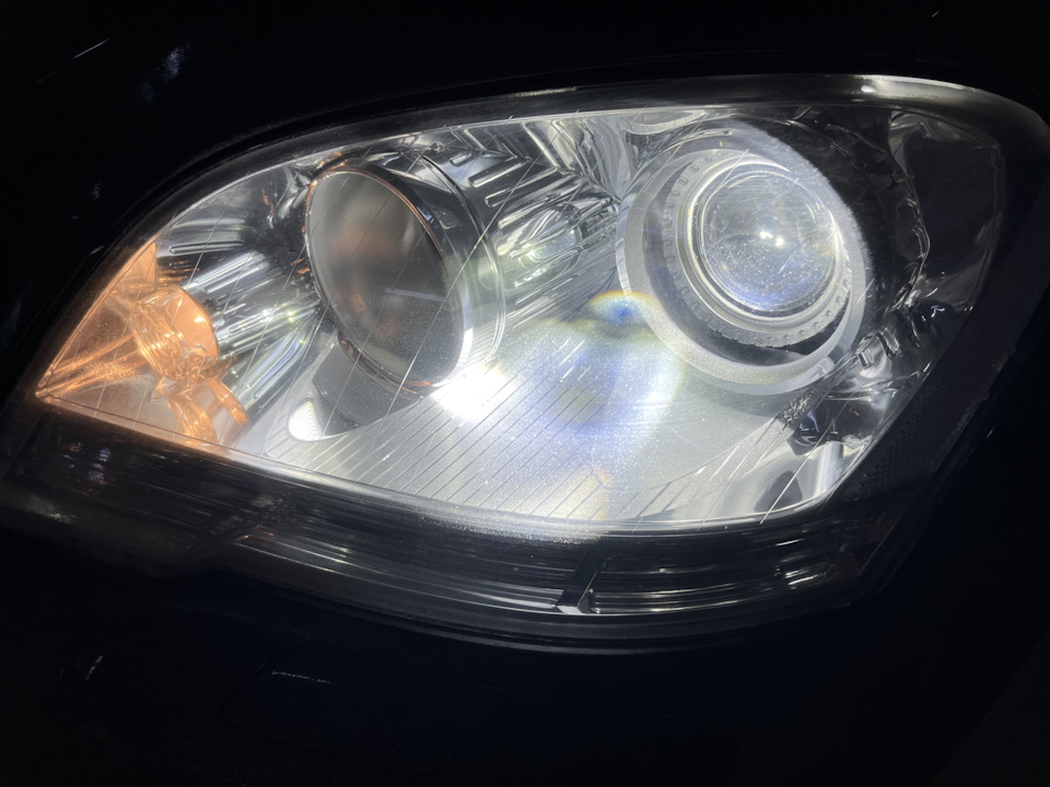 Владельцы МЛ 164- у вас фары поворачивают при повороте руля? — Mercedes ...