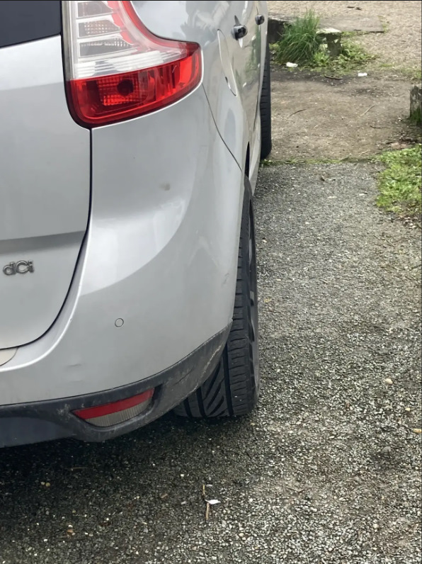 Увеличение вылета колес — Renault Scenic III, 1,9 л, 2009 года | тюнинг ...