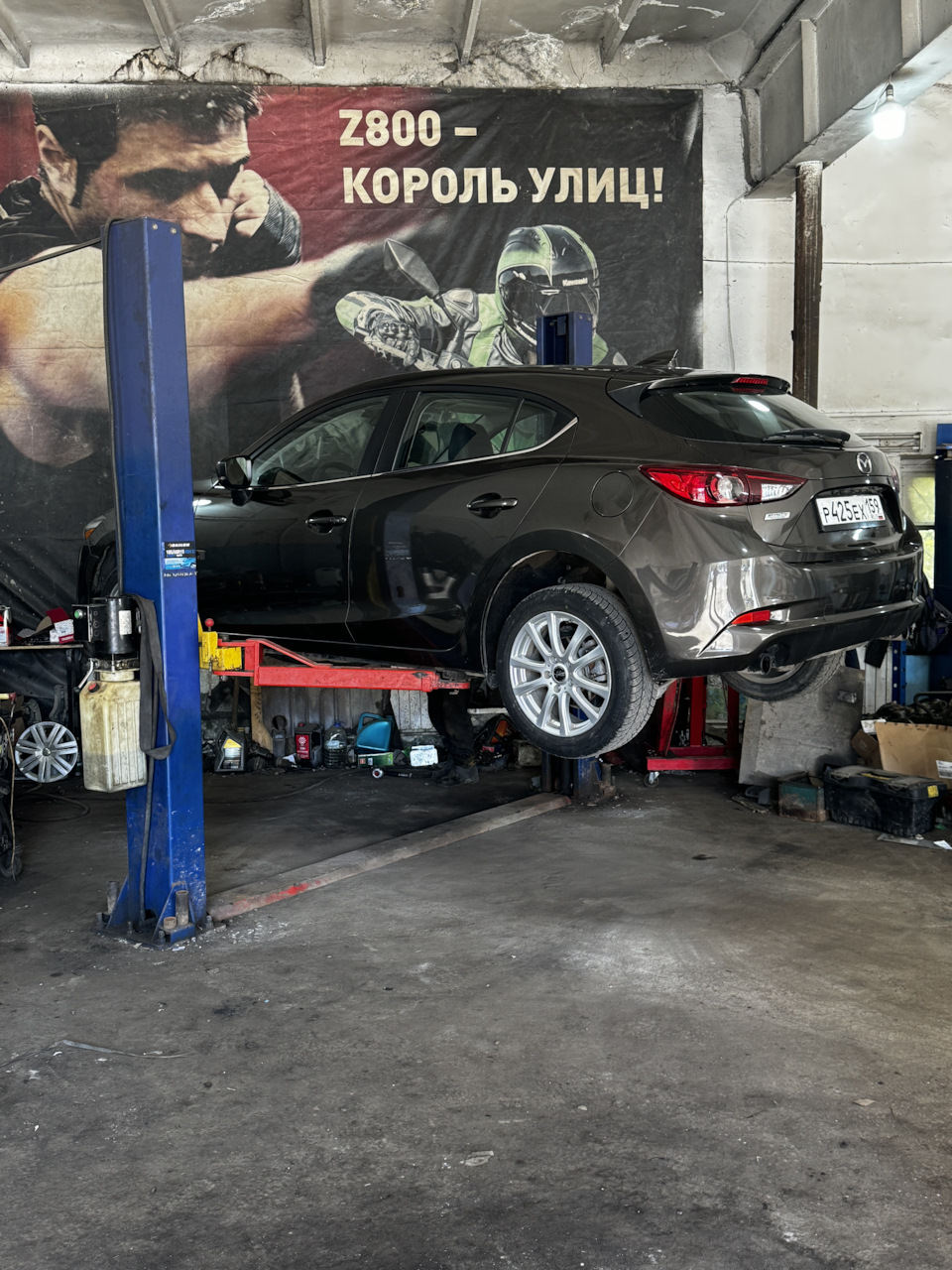 Задние колодки CWORKS под электроручник — Mazda 3 (3G) BM, 2 л, 2017 ...