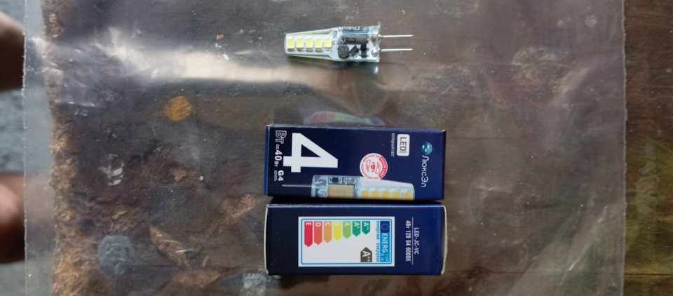 Замена ламп габаритов на G4. — Nissan Note (1G), 1,6 л, 2007 года ...