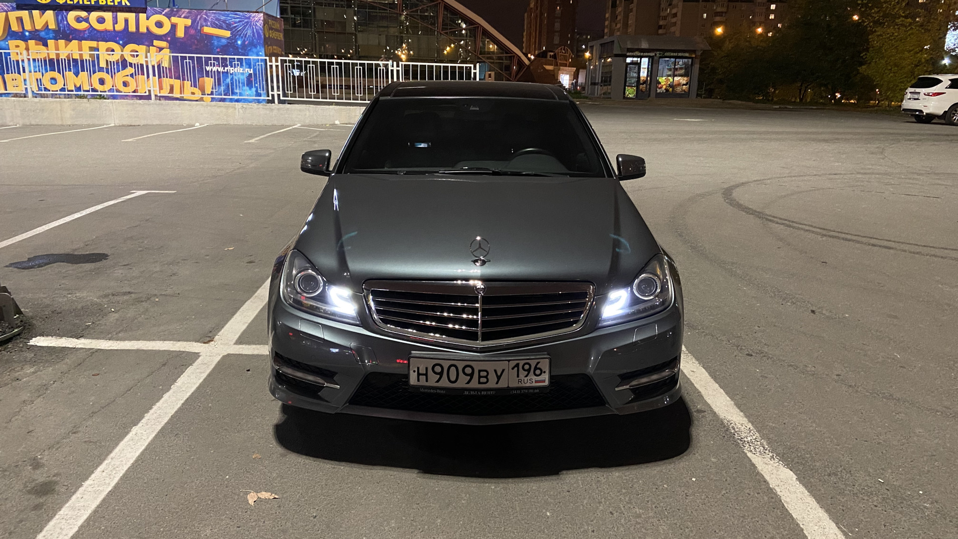 Mercedes-Benz C-class (W204) 1.8 бензиновый 2012 | на DRIVE2