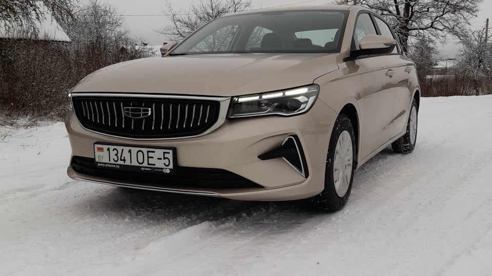 Только сегодня забрал сервисную книгу и руководство по эксплуатации ...